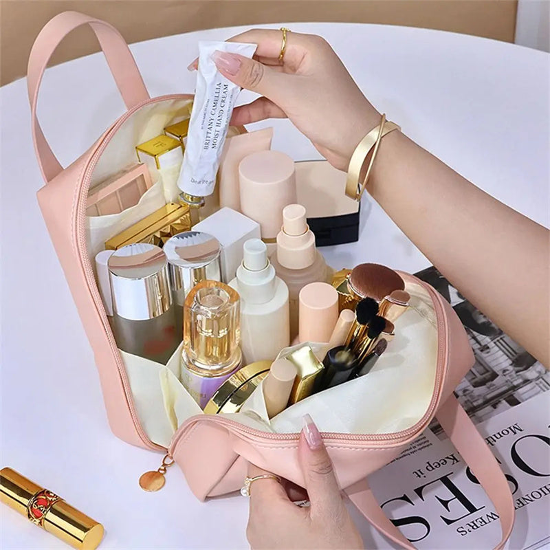 Light Travel™ Makeup Bag Alexandra Collection