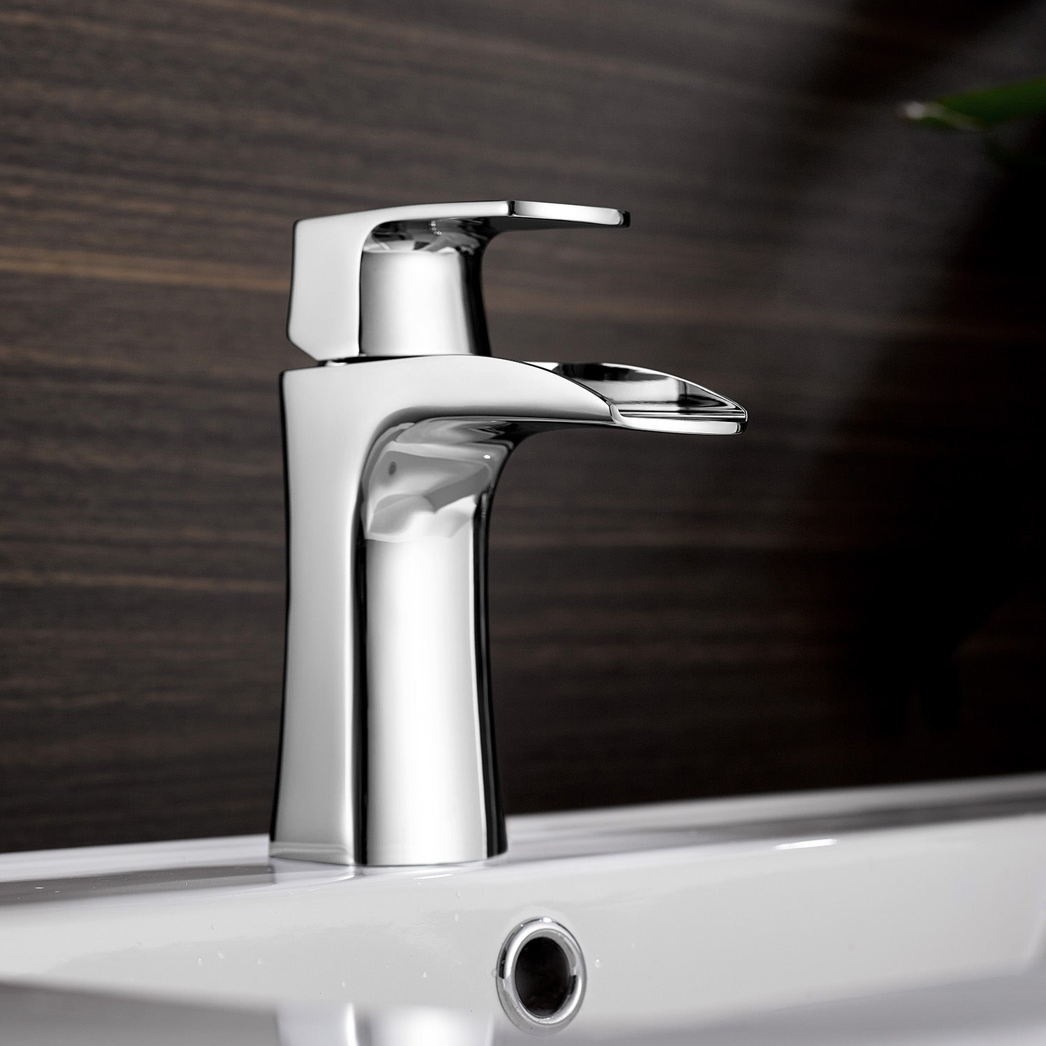 Vinnova Design Alessandra Single Lever Vessel Bathroom Faucet - New Star Living