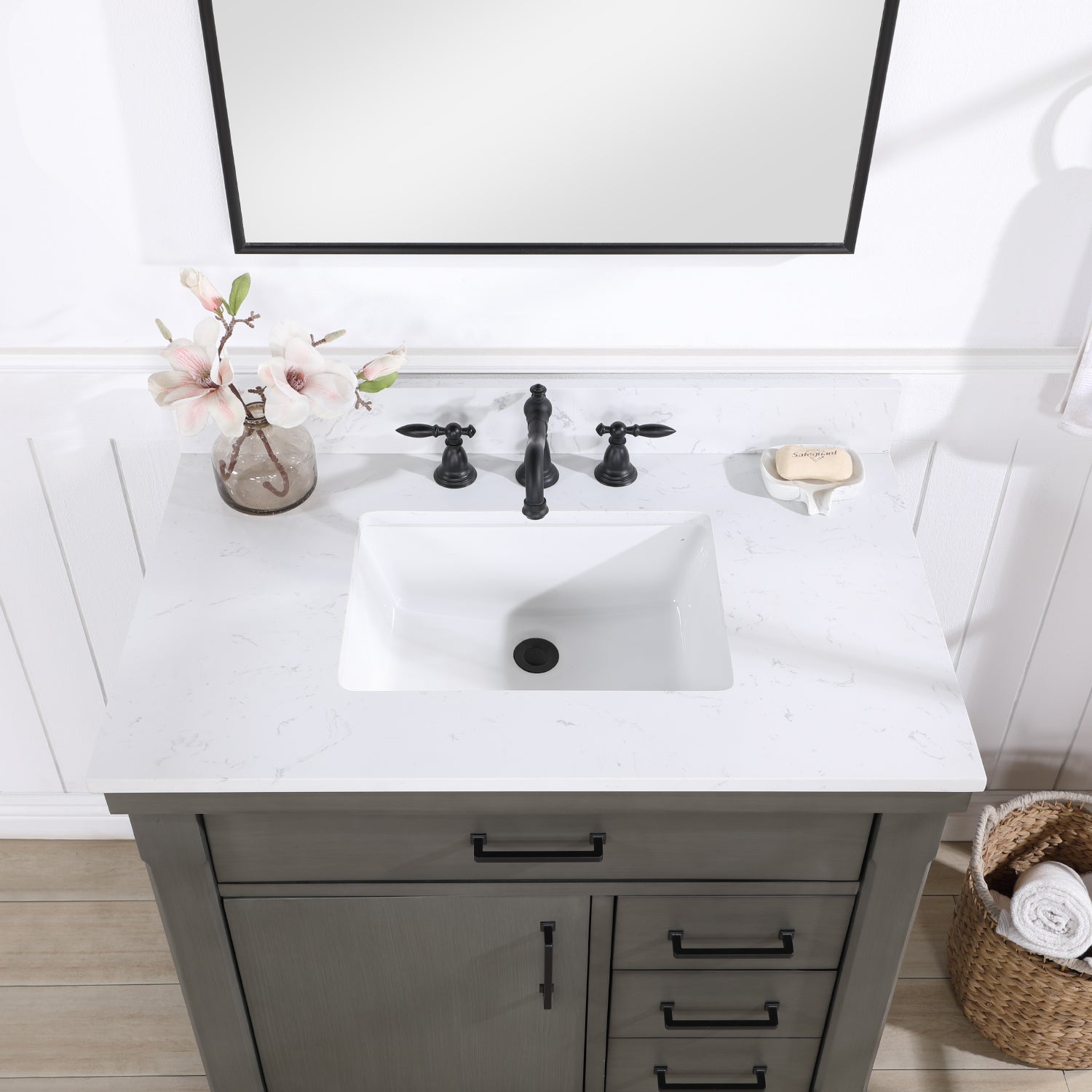 Vinnova Design Viella 36" Single Sink Bath Vanity in Rust Grey with White Composite Countertop - New Star Living