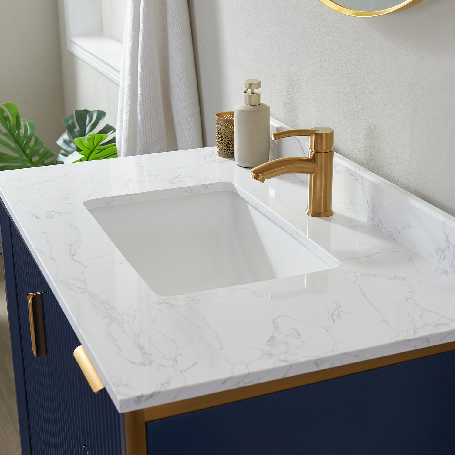 Vinnova Design Granada 36" Single Vanity in Royal Blue with White Composite Grain Stone Countertop - New Star Living