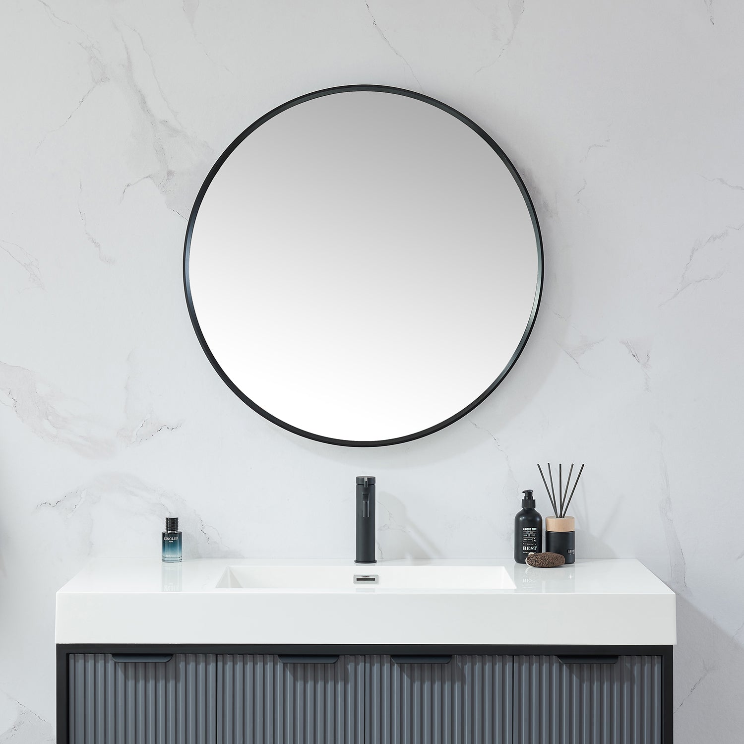 Vinnova Design Cascante 32 in. W x 32 in. H Round Metal Wall Mirror in Brushed Black - New Star Living
