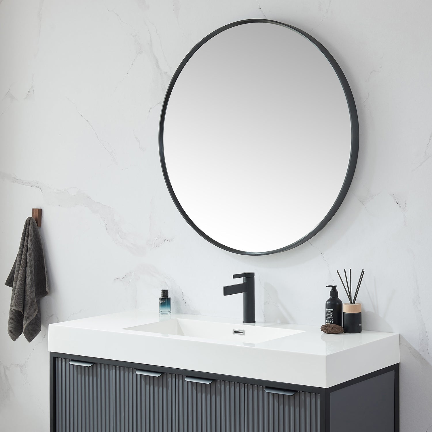 Vinnova Design Cascante 35.4 in. W x 35.4 in. H Round Metal Wall Mirror in Brushed Black - New Star Living